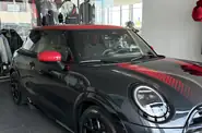 MINI Cooper Base
