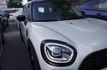 MINI Countryman Base