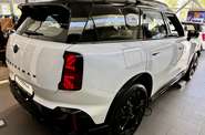 MINI Countryman Base