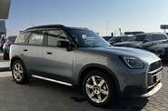 MINI Countryman Base