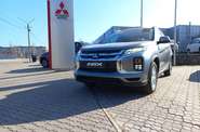 Mitsubishi ASX Invite