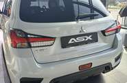 Mitsubishi ASX Invite