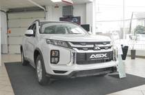 Mitsubishi ASX Invite