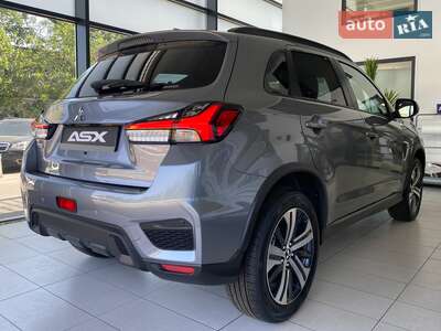 Новий Mitsubishi ASX 2024 - фото 5