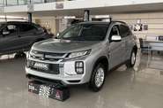 Mitsubishi ASX Invite