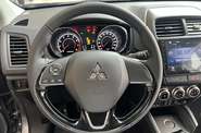Mitsubishi ASX Invite