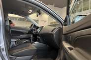 Mitsubishi ASX Invite