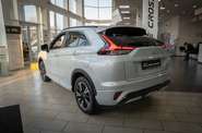 Mitsubishi Eclipse Cross Intense