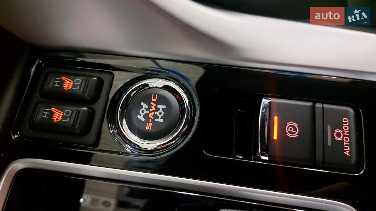Mitsubishi-2