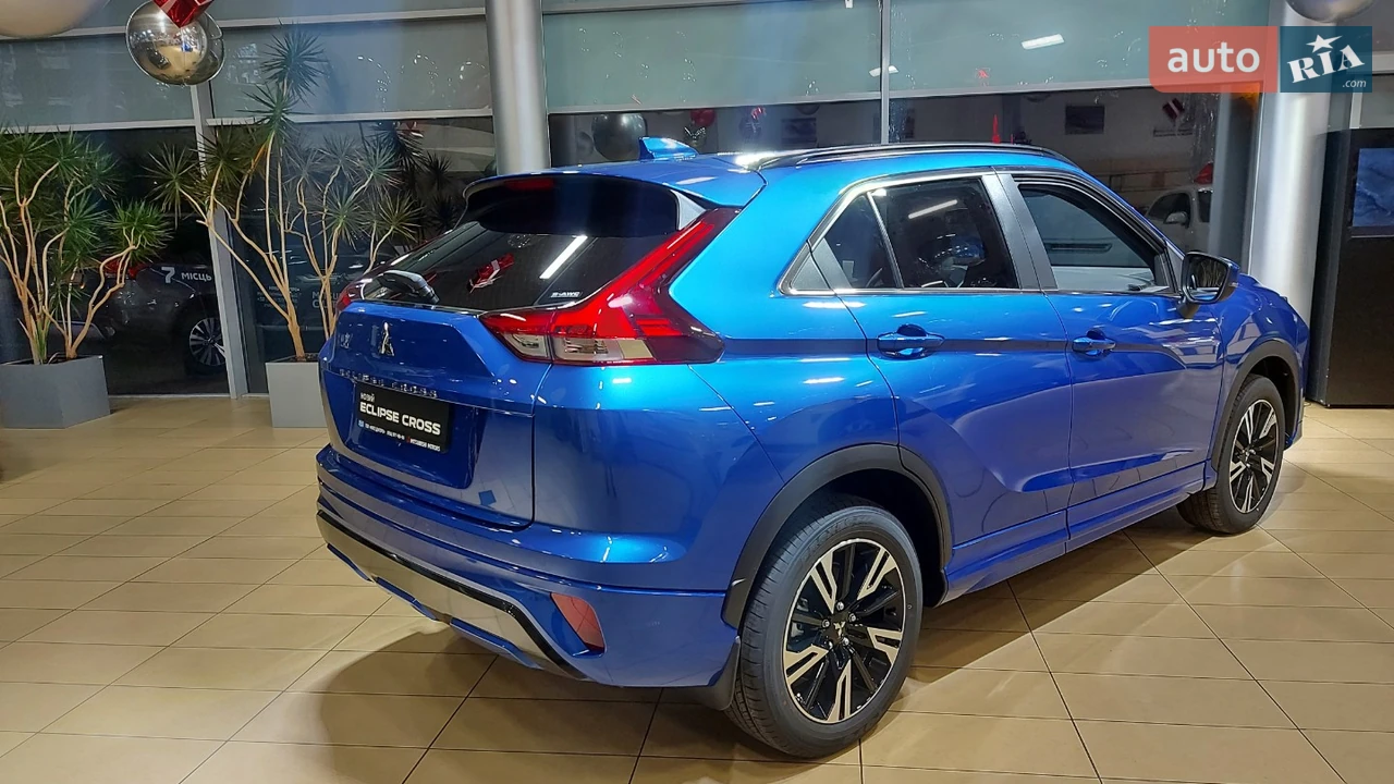 Mitsubishi-3