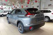 Mitsubishi Eclipse Cross Invite
