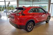 Mitsubishi Eclipse Cross Invite