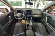 Mitsubishi Eclipse Cross Invite