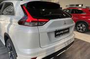 Mitsubishi Eclipse Cross Base