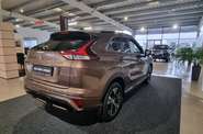 Mitsubishi Eclipse Cross Intense