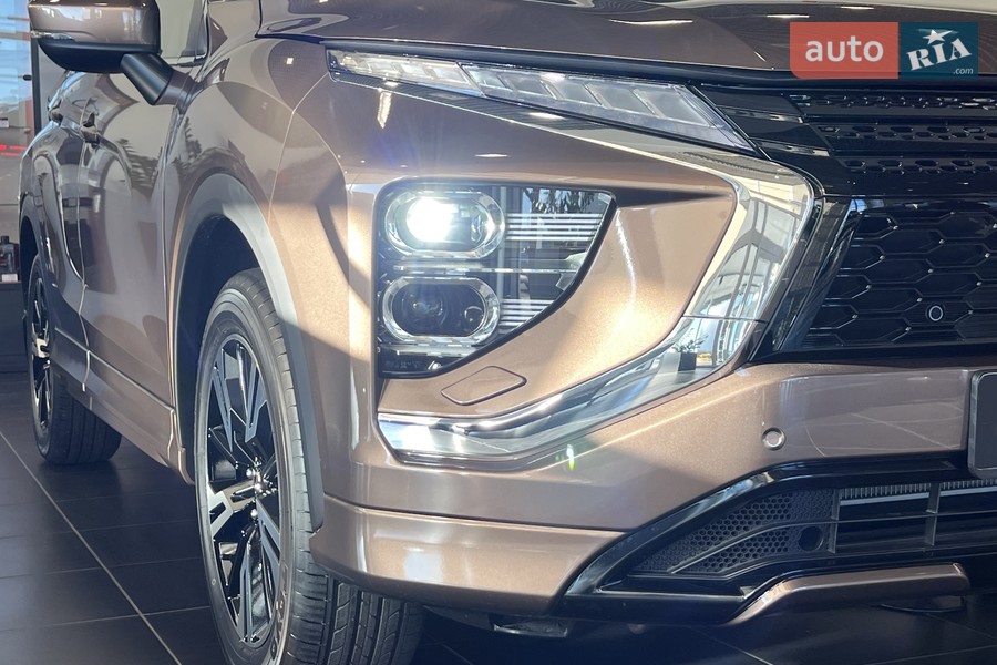 Mitsubishi Eclipse Cross - фото 3