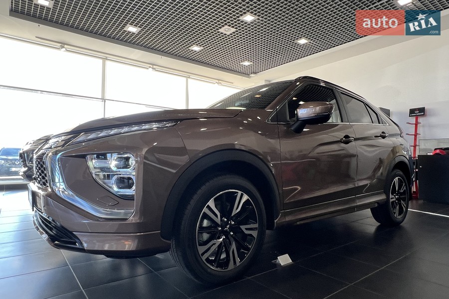 Mitsubishi Eclipse Cross - фото 7
