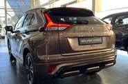 Mitsubishi Eclipse Cross - фото 8