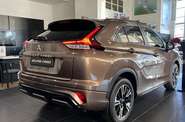 Mitsubishi Eclipse Cross - фото 11