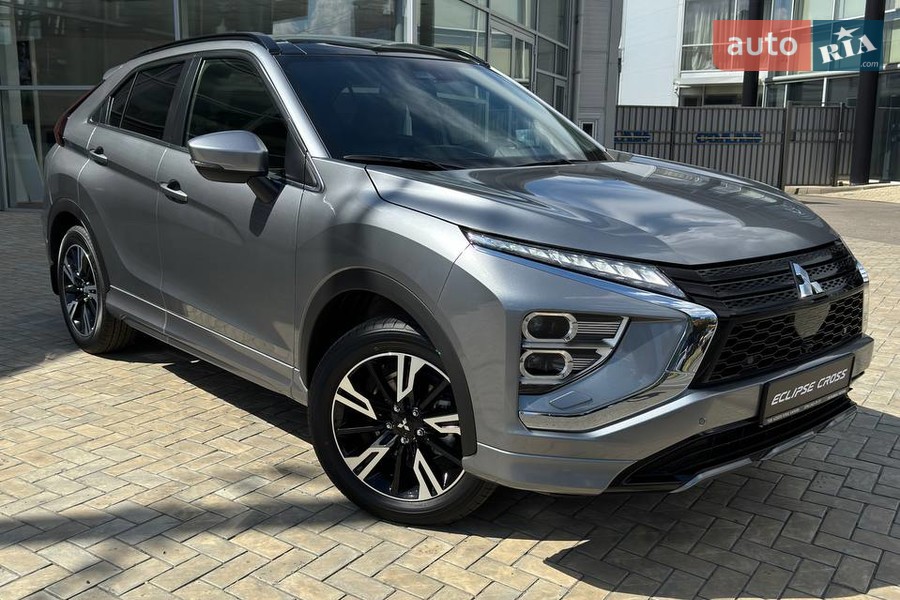 Новий Mitsubishi Eclipse Cross - фото 1