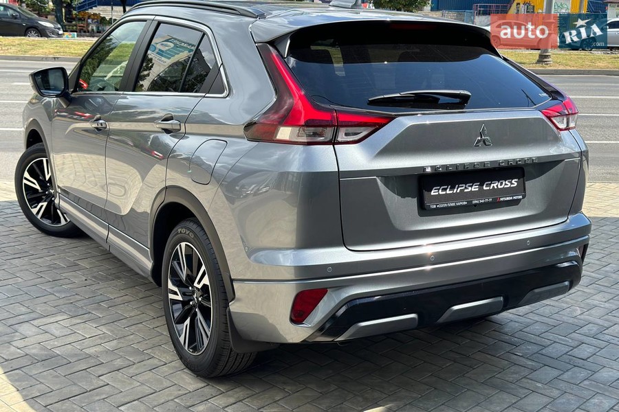 Mitsubishi Eclipse Cross - фото 7