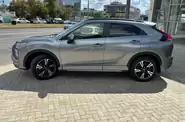 Новий Mitsubishi Eclipse Cross - фото 5