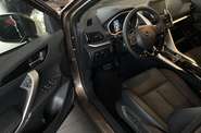 Mitsubishi Eclipse Cross Intense