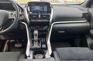 Mitsubishi Eclipse Cross Intense