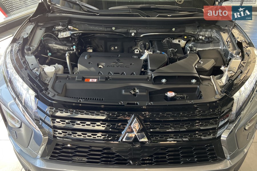 Mitsubishi Eclipse Cross - фото 24
