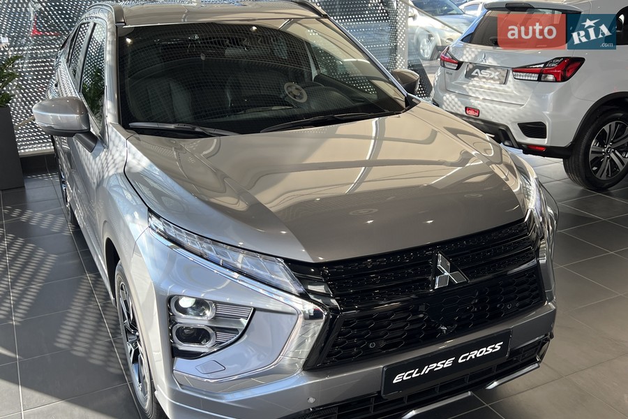 Mitsubishi Eclipse Cross - фото 3