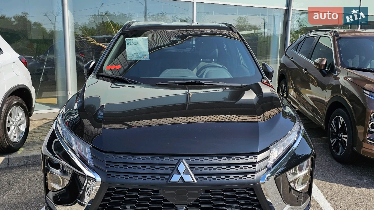 Mitsubishi-3