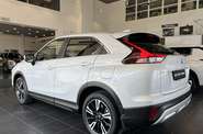 Mitsubishi Eclipse Cross Invite