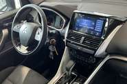Mitsubishi Eclipse Cross Invite