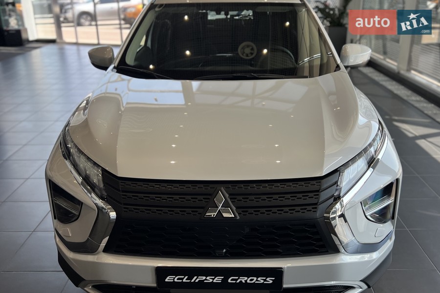 Mitsubishi Eclipse Cross - фото 3