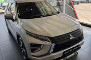 Mitsubishi Eclipse Cross - фото 1