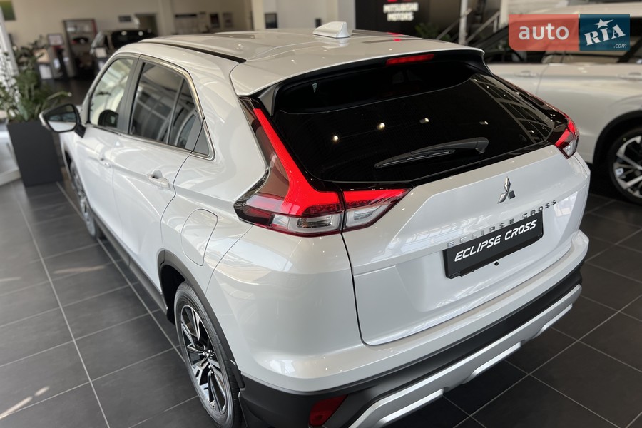 Mitsubishi Eclipse Cross - фото 6