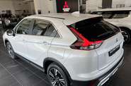 Mitsubishi Eclipse Cross - фото 7