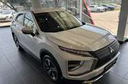 Mitsubishi Eclipse Cross - фото 2