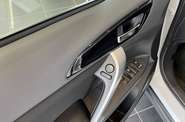 Mitsubishi Eclipse Cross - фото 11