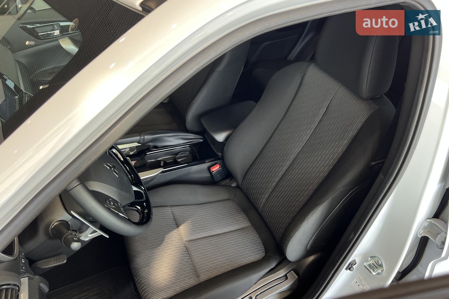 Mitsubishi Eclipse Cross - фото 13