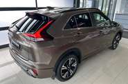 Mitsubishi Eclipse Cross - фото 6