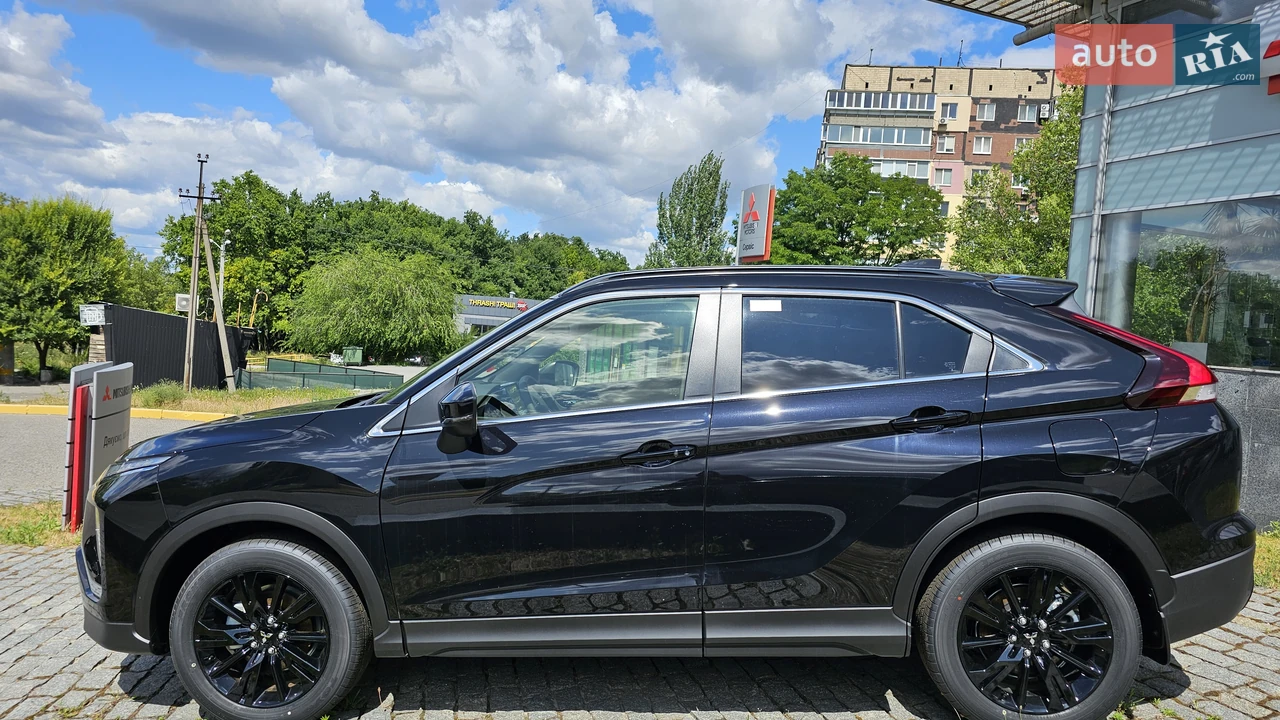 Mitsubishi-4