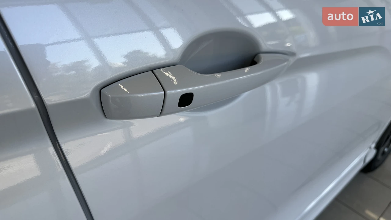 Mitsubishi-1