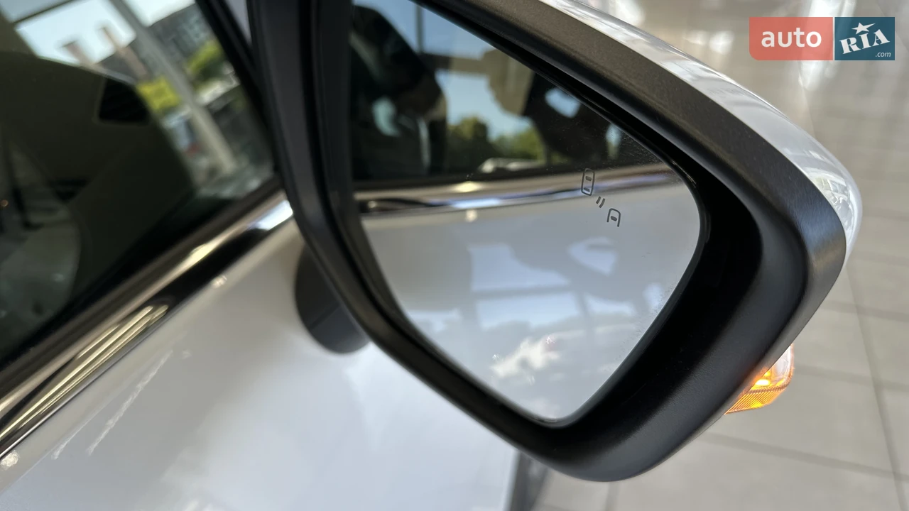 Mitsubishi-0