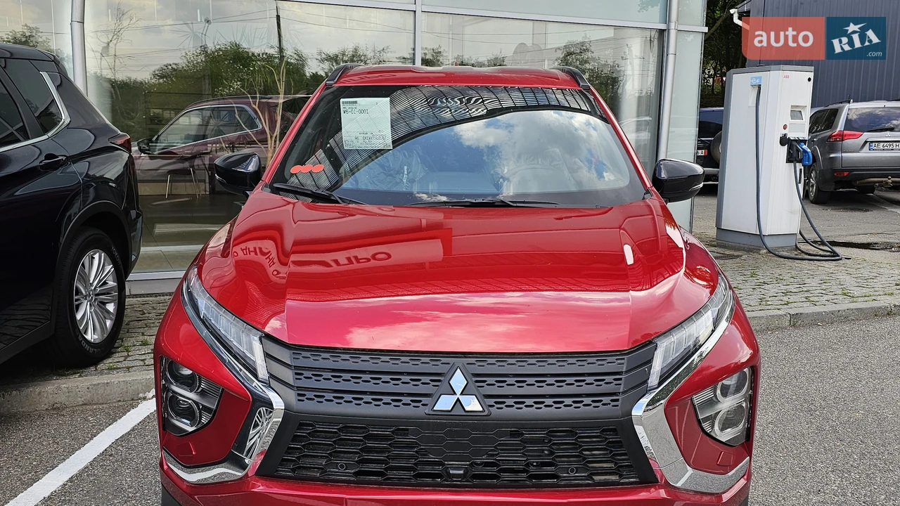 Mitsubishi-3