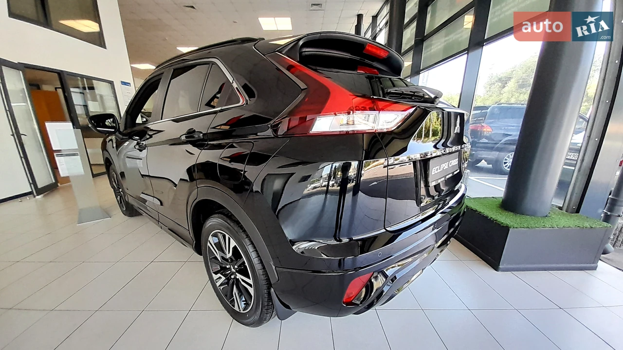 Mitsubishi-17