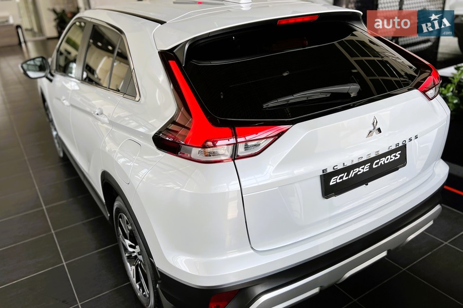 Mitsubishi Eclipse Cross - фото 6