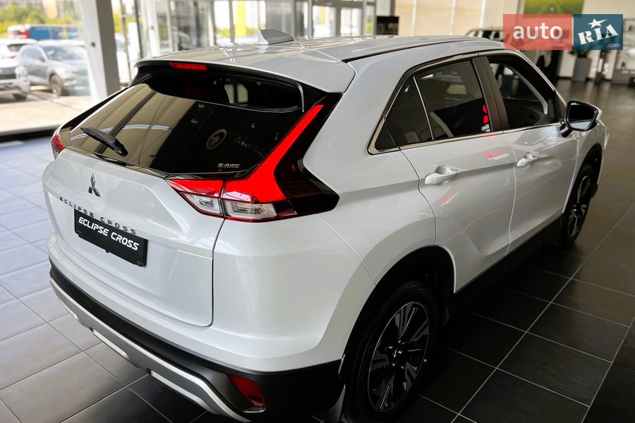 Mitsubishi Eclipse Cross - фото 5