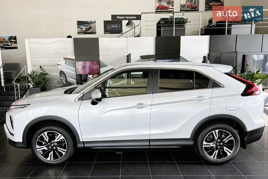 Mitsubishi Eclipse Cross - фото 4