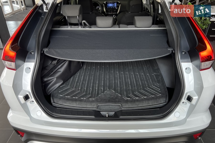 Mitsubishi Eclipse Cross - фото 10